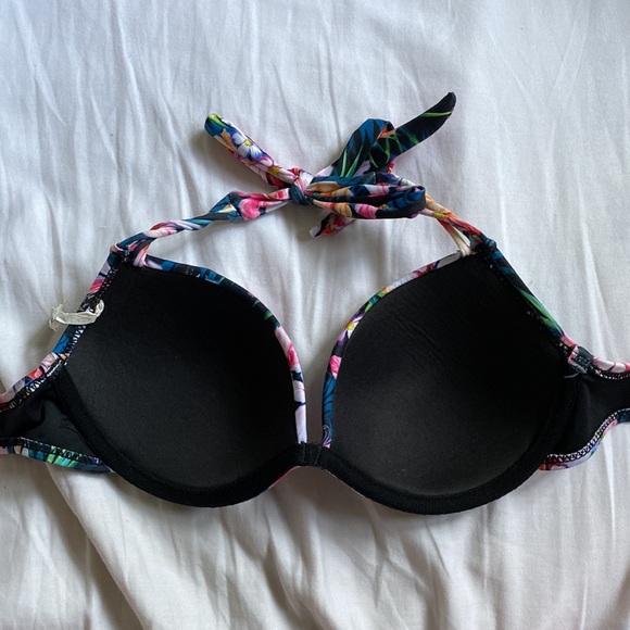 Floral bikini top - Picture 2 of 3